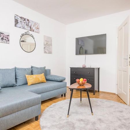 Ferienwohnung Zum Grazer Uhrturm by ichbucheAT Exterior foto