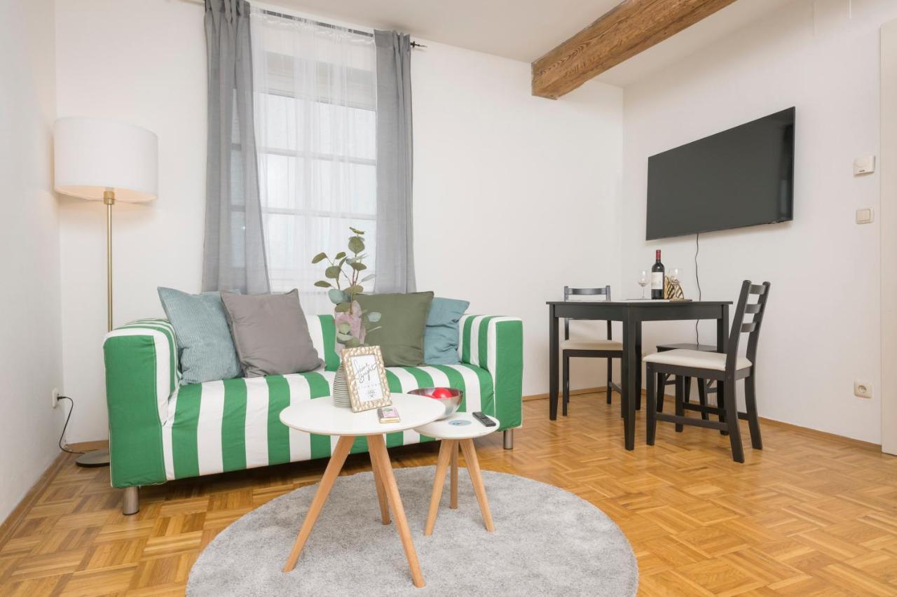 Ferienwohnung Zum Grazer Uhrturm by ichbucheAT Exterior foto