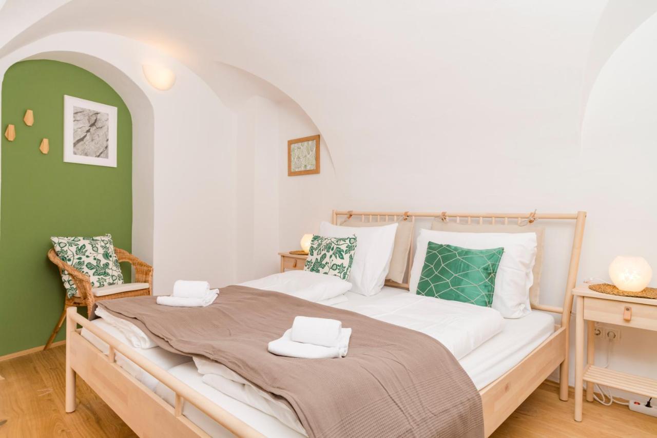 Ferienwohnung Zum Grazer Uhrturm by ichbucheAT Exterior foto