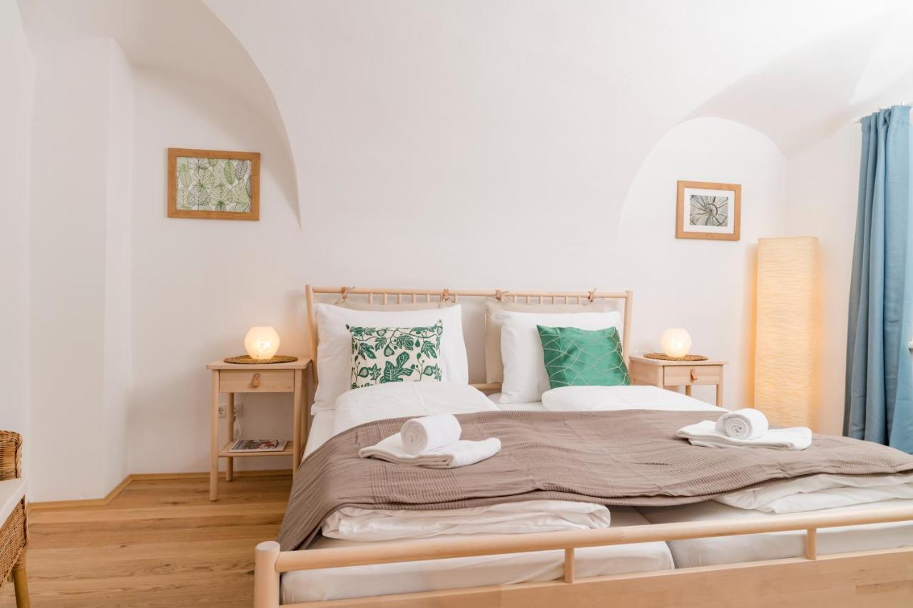 Ferienwohnung Zum Grazer Uhrturm by ichbucheAT Exterior foto